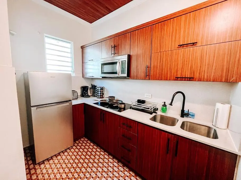 Vila Aponte Rustic House - Walking To Beach - San Juan